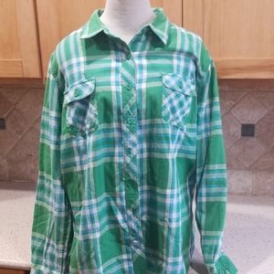 Duluth Trading Co shirt